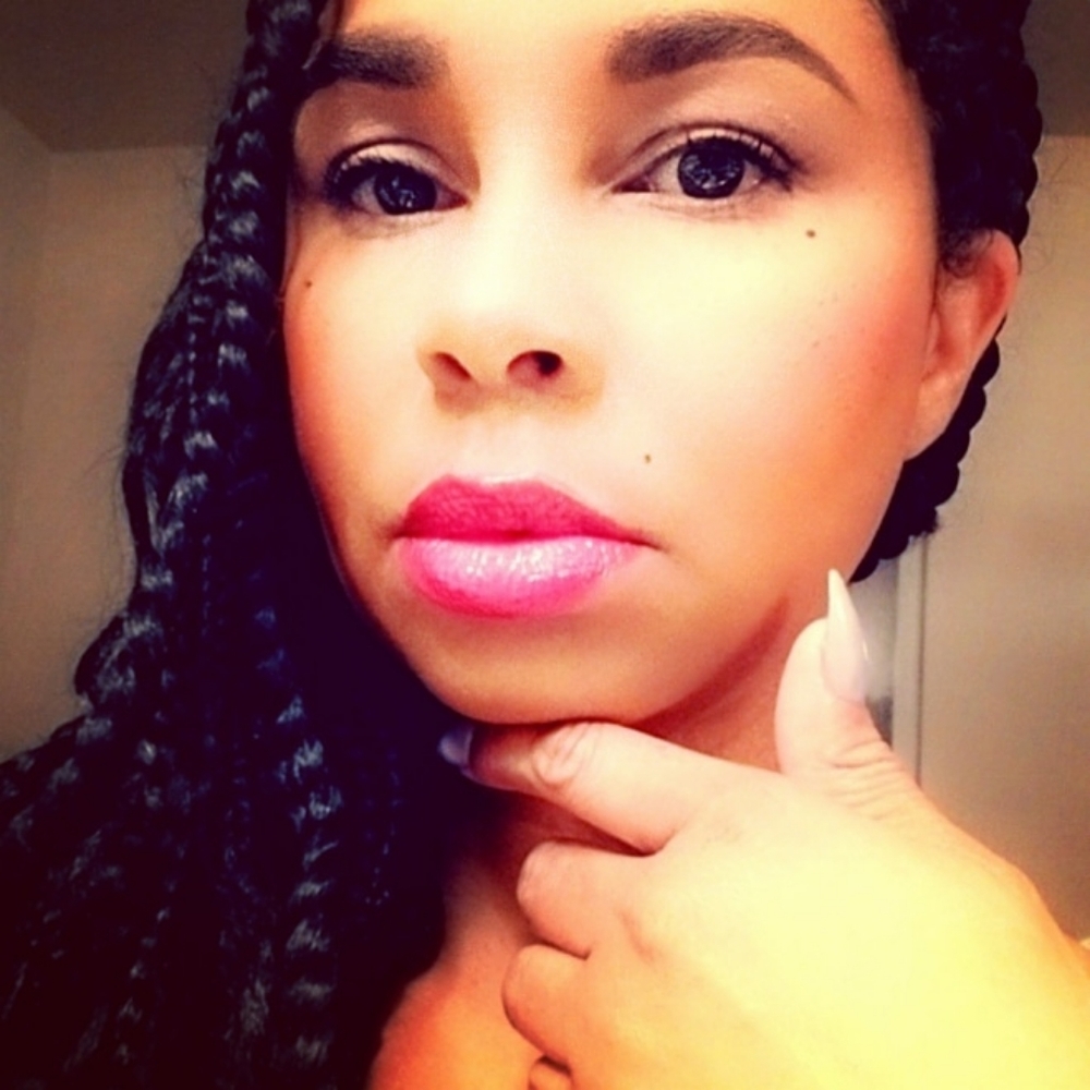 I am your seller ladies and some gents 💋